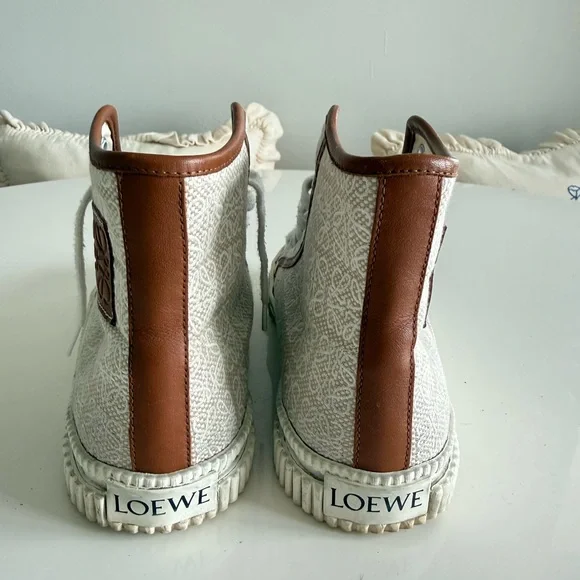 Loewe High-Top Sneakers - Picture 2 of 6